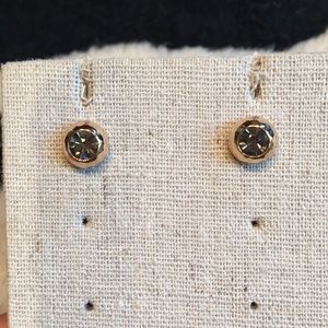 Stella & Dot Henatile Studs